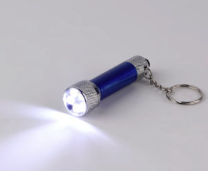 Батарейка используется для фонариков-брелоков