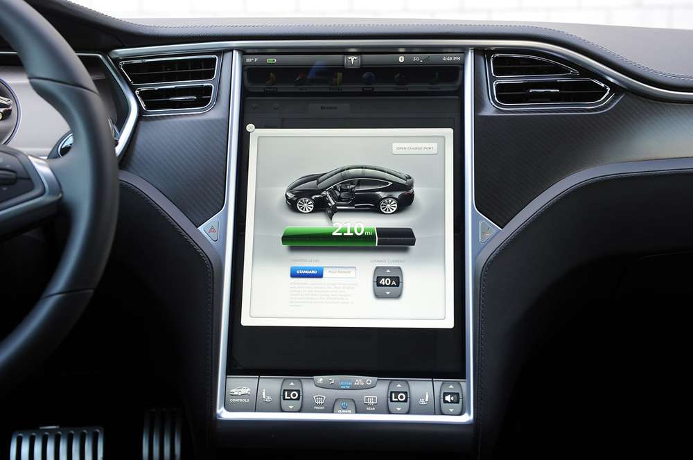 Как и где можно зарядить электромобиль Tesla, и что для этого нужно знать